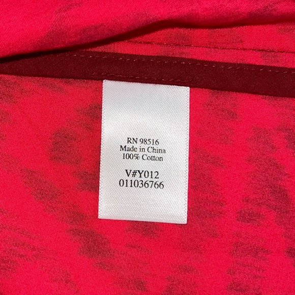 NWT Coldwater Creek Women's Sz L Petite Top Red With Grey Geometric Patterns - Picture 5 of 12